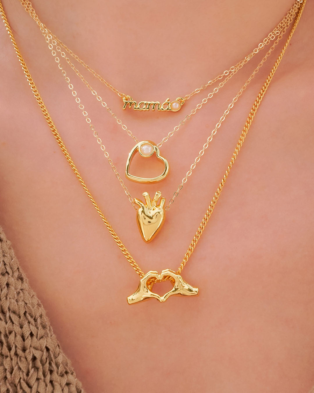Collar Corazón Anatómico