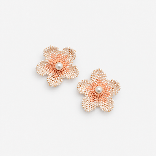 Aretes Flor Tejida Beige