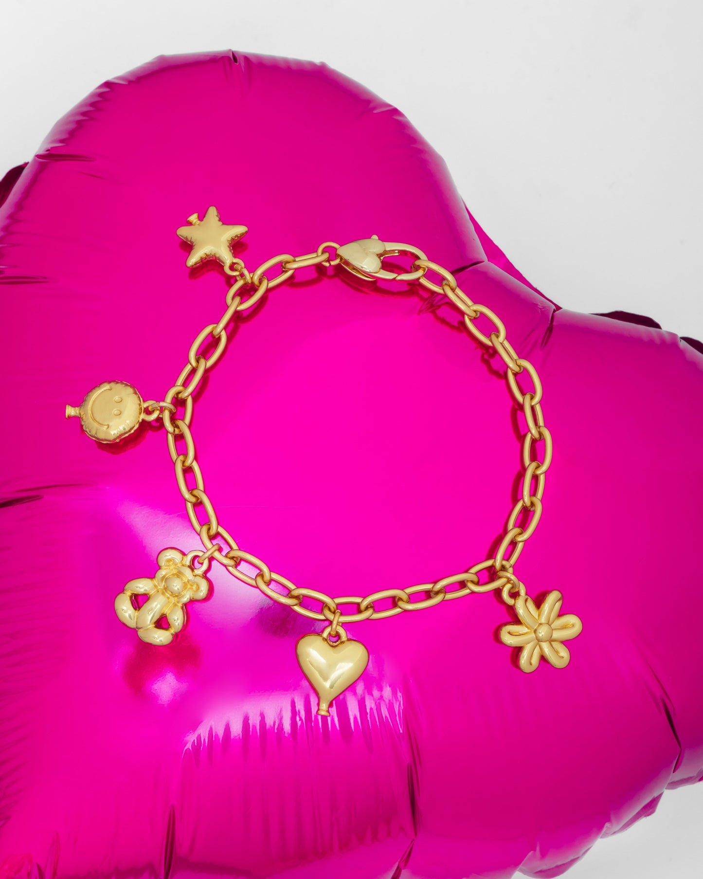 Pulsera Multicharms Figuras Globo dorado By Jose Y Cami