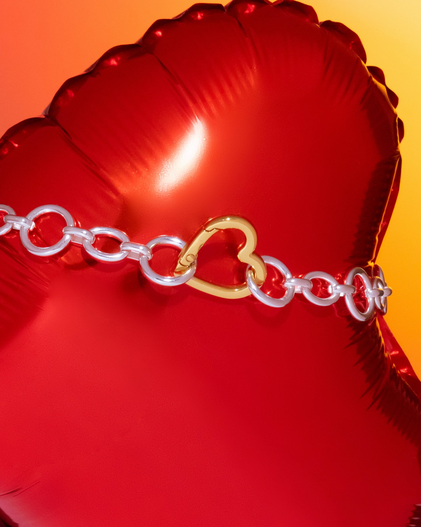 Choker Broche Corazón plateado y doradoBy Jose Y Cami