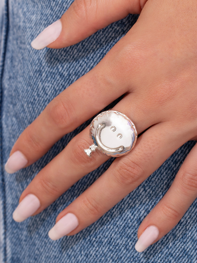 Anillo Carita Feliz Globo plata By Jose Y Cami