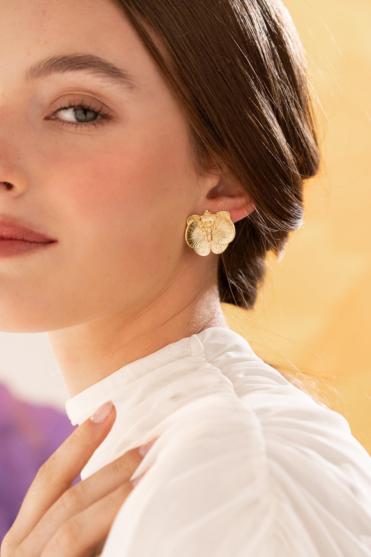 Aretes Orquídea Mediano Dorado
