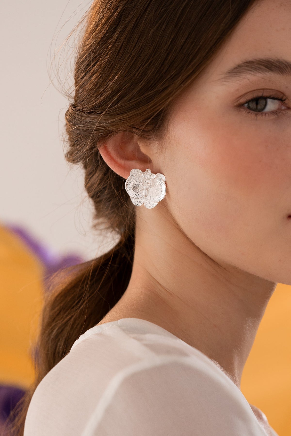 Aretes Orquídea Mediano Plateado