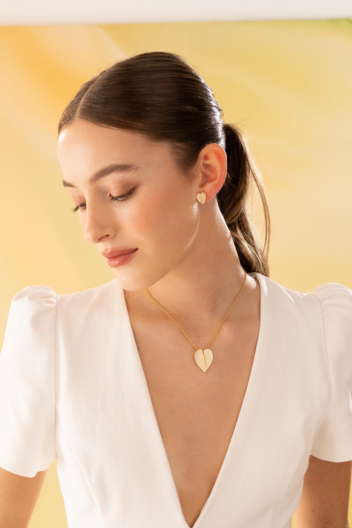 Set Collar Anturio Blanco + Aretes