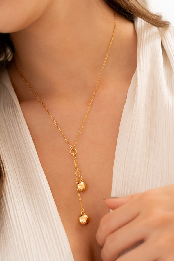 Set Collar + Aretes Bolas dorado