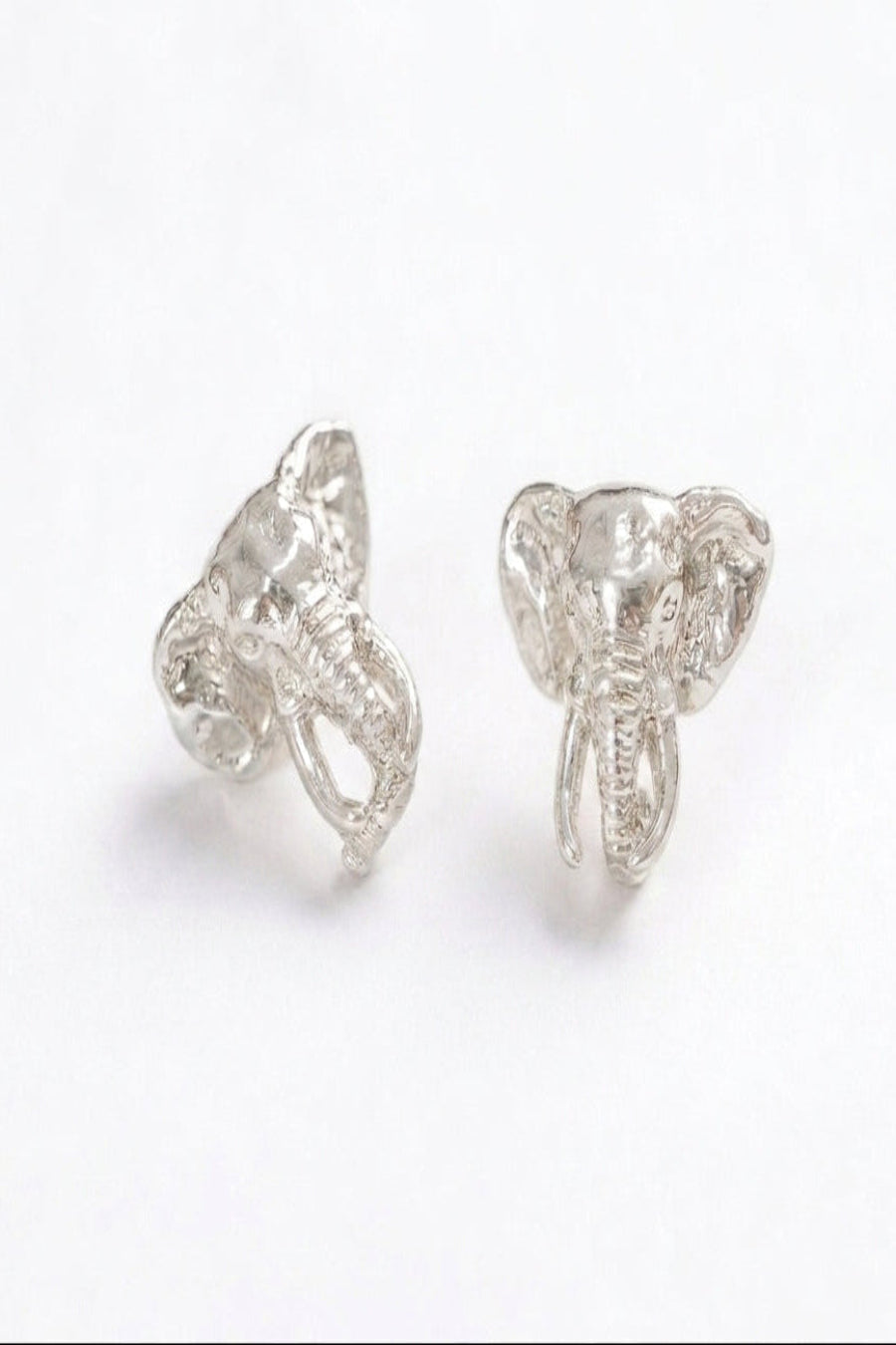 Aretes elefante plateados