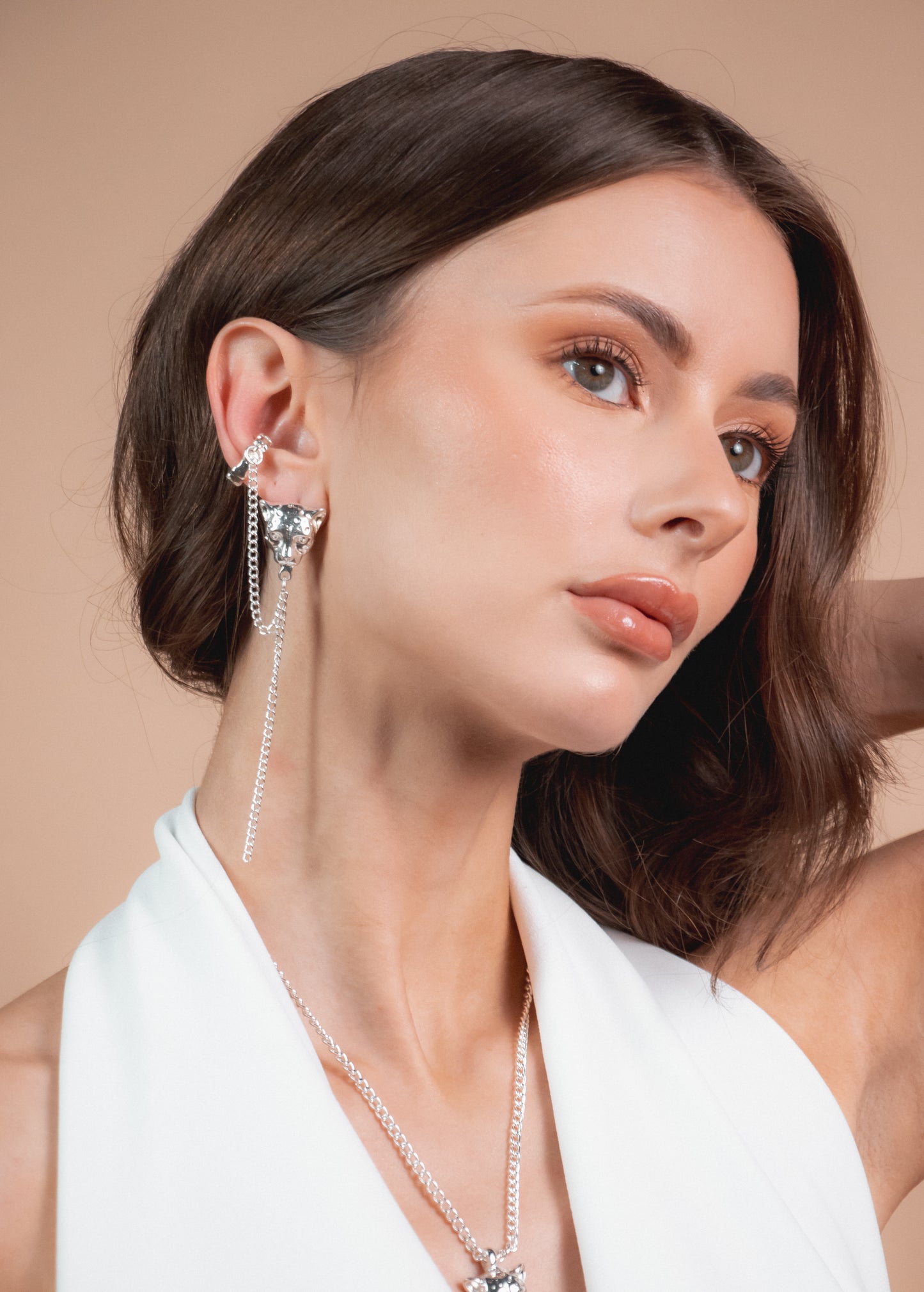 Earcuff solitario tigre deluxe plateado