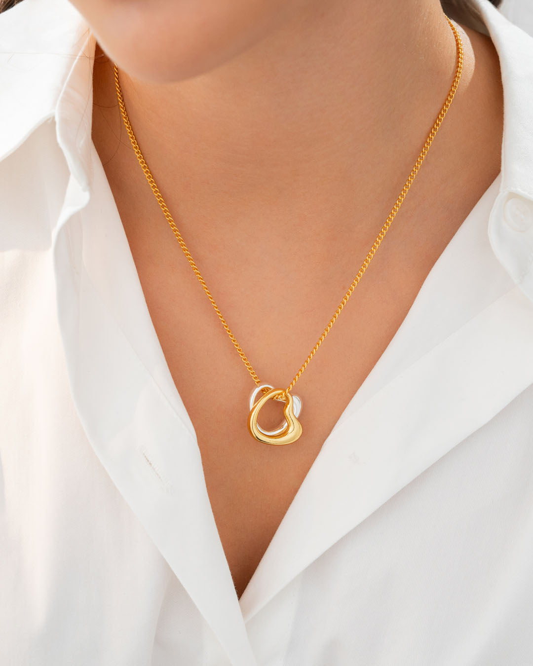 Collar Corazón Amorfo