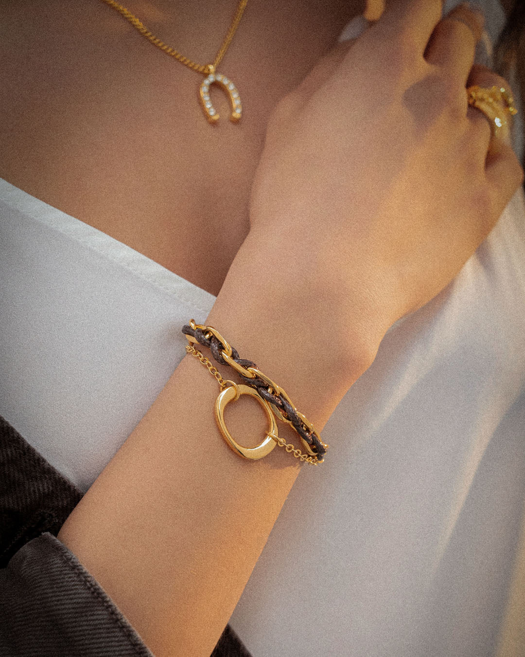 Pulsera Ovalo Cordón Entrelazado