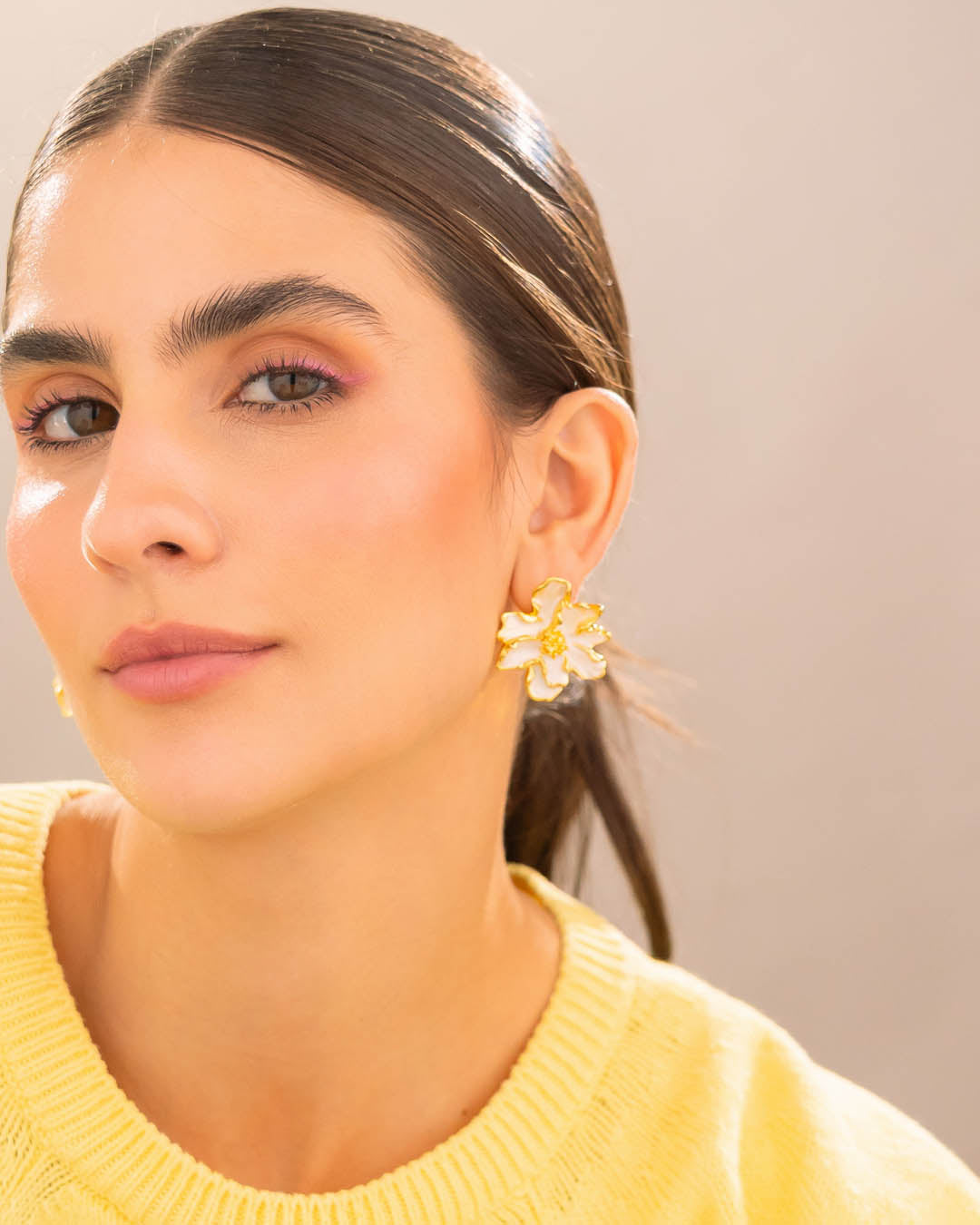 Arete Maxi Flor Perlado