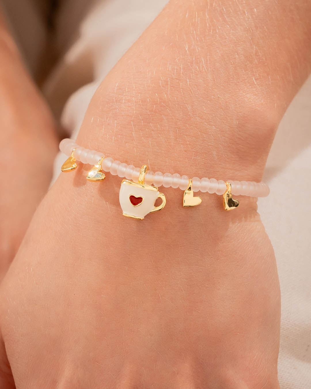 Set Pulsera Taza Mini Corazón + Aretes