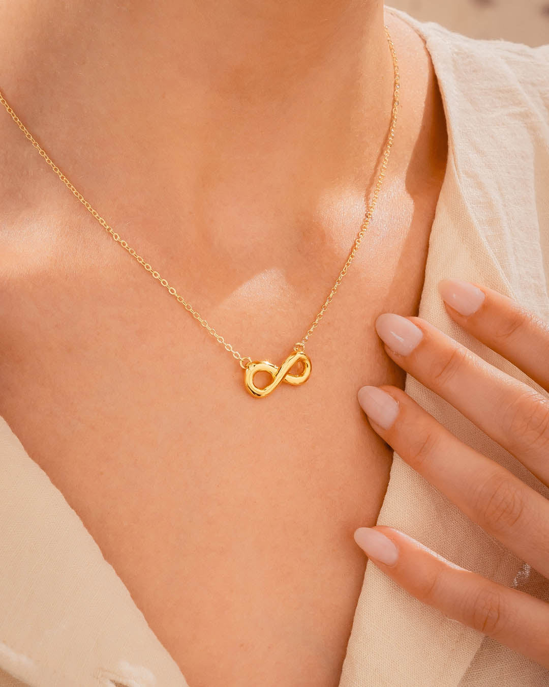 Set Collar + Aretes Infinito