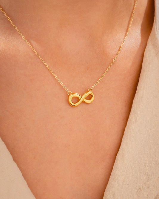 Set Collar + Aretes Infinito
