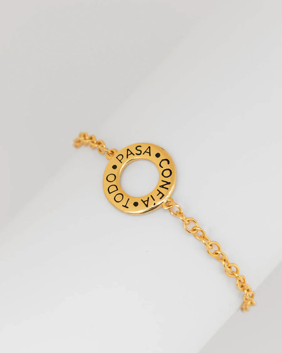 Pulsera "todo pasa, confia"