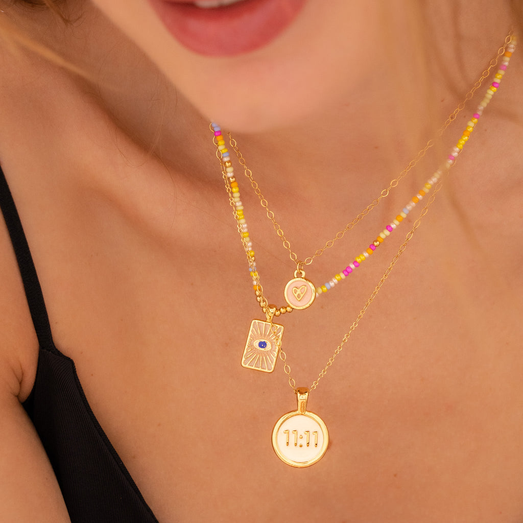 Collar Con Dijes Varios + Aretes
