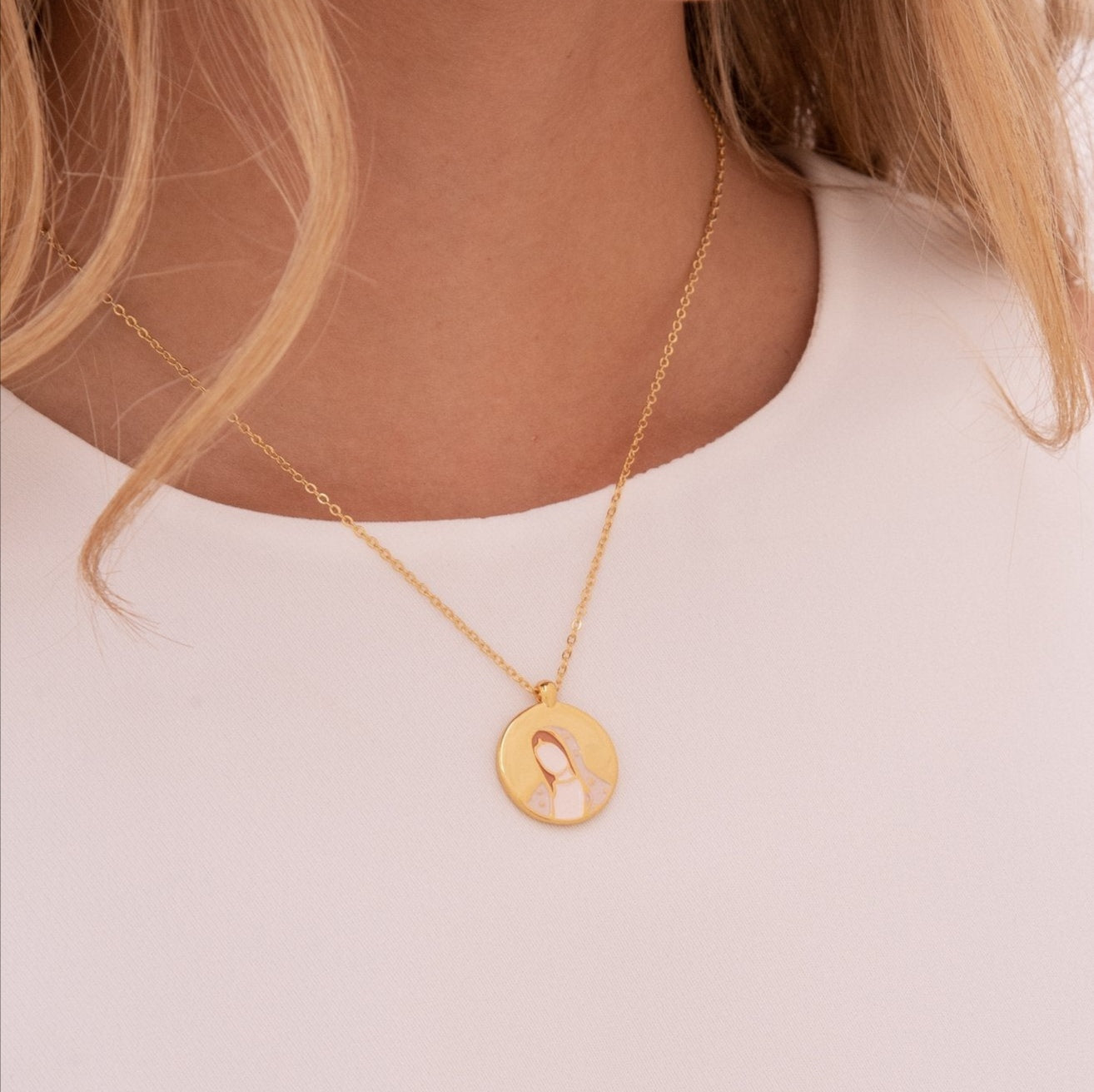 Cadena Virgencita