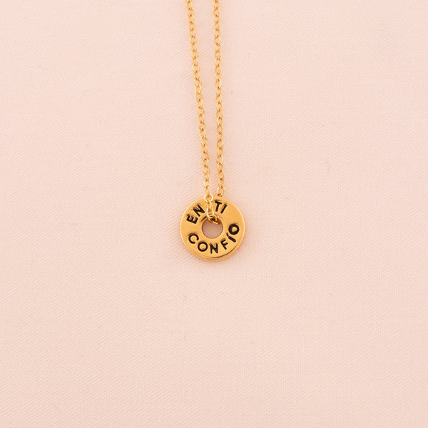 Collar Dios En Ti Confío + Empaque Especial